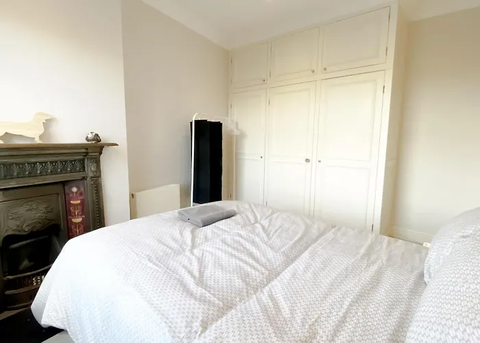 Homestay - Fulham Hideaway
